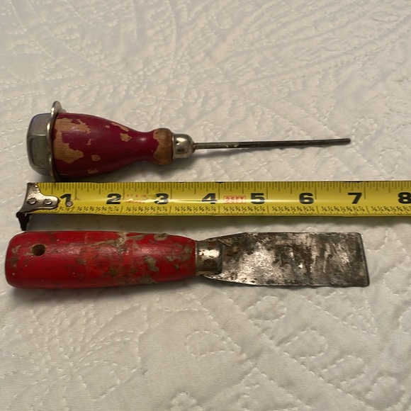 Bundle of 2 Vintage Red Wooden Handles Hand Tools Ice Pick & Putty Knife Scraper - Picture 7 of 11